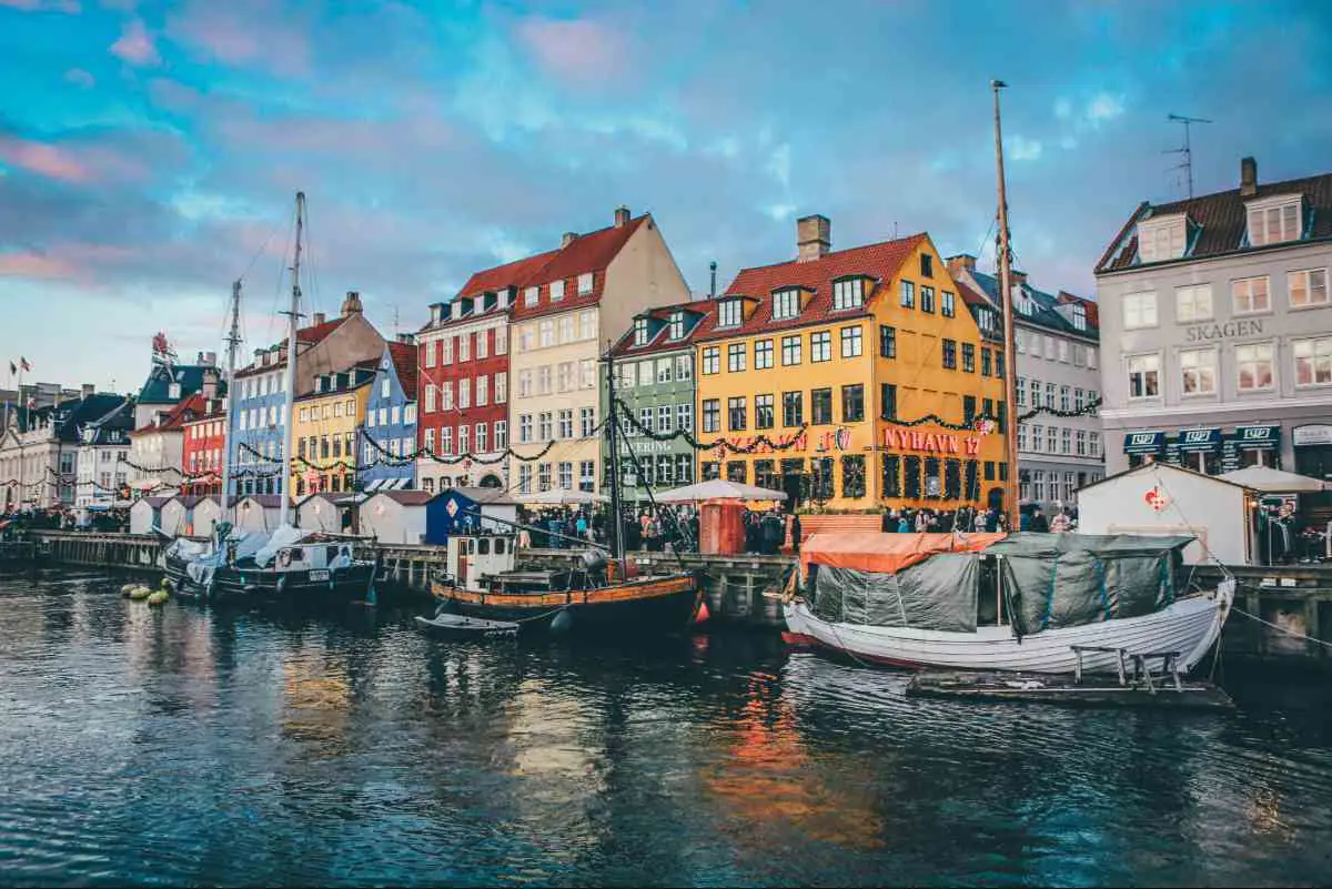 The colourful buildings along the waterfront in Copenhagen, Denmark. Photo by Nick Karvounis on Unsplash